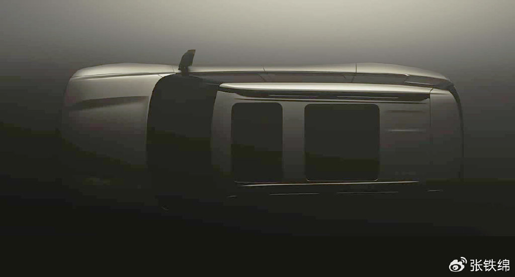 起亞全新中大型方盒子式SUV,外觀方正硬朗,三排座椅,兩種動力